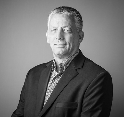 DAC-Leadership_Greg-Monsouir_bw_Landscape