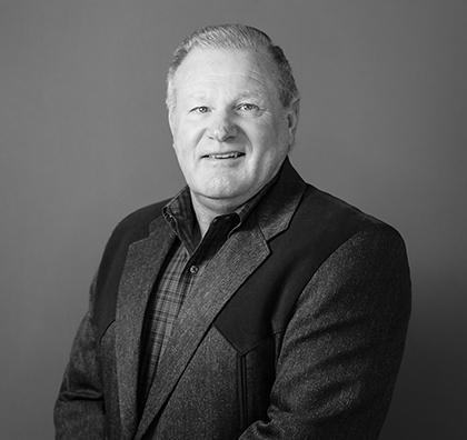 DAC-Leadership_Terry-Vann_bw_Landscape
